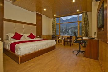 Sarthak Regency 3*