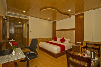 Sarthak Regency 3*