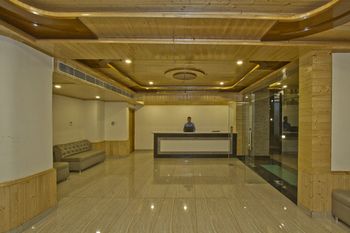 Sarthak Regency 3*
