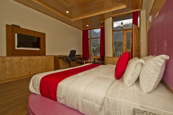 Sarthak Regency 3*