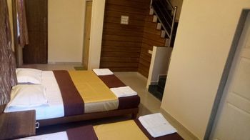 Hill Forest Resort Lonavala 3*