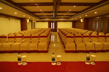 Hotel Karthika Park 4*