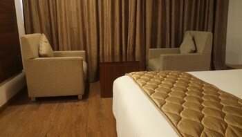 Hotel Karthika Park 4*