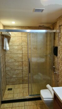 Hotel Karthika Park 4*