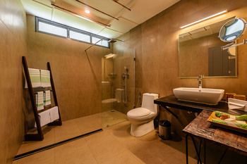 Wayanad Wild Rainforest lodge by CGH Earth 3*