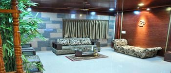 Sharada International Hotel 3*