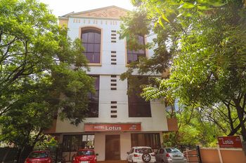 Hotel Lotus 2*