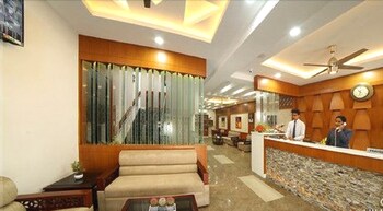 Kgees- HillTown Hotel 3*