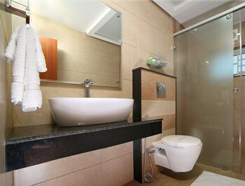 Kgees- HillTown Hotel 3*