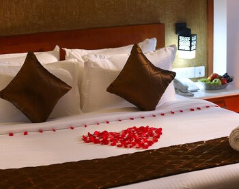 Kgees- HillTown Hotel 3*