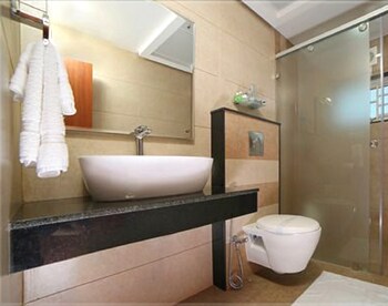 Kgees- HillTown Hotel 3*