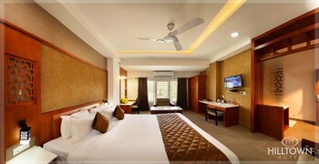 Kgees- HillTown Hotel 3*