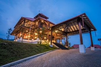 Wild Planet Resort 4*