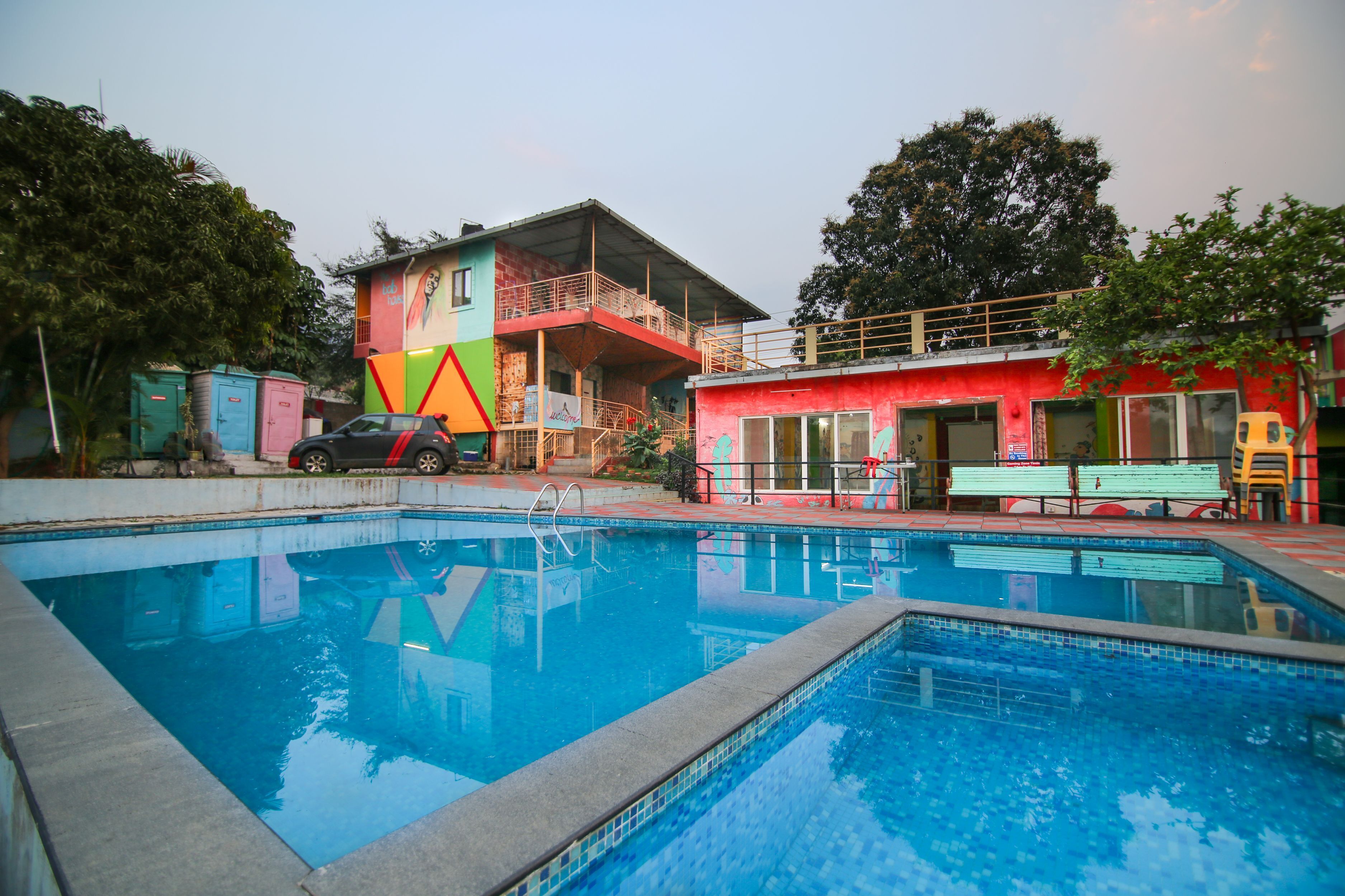 The Bob house 3*