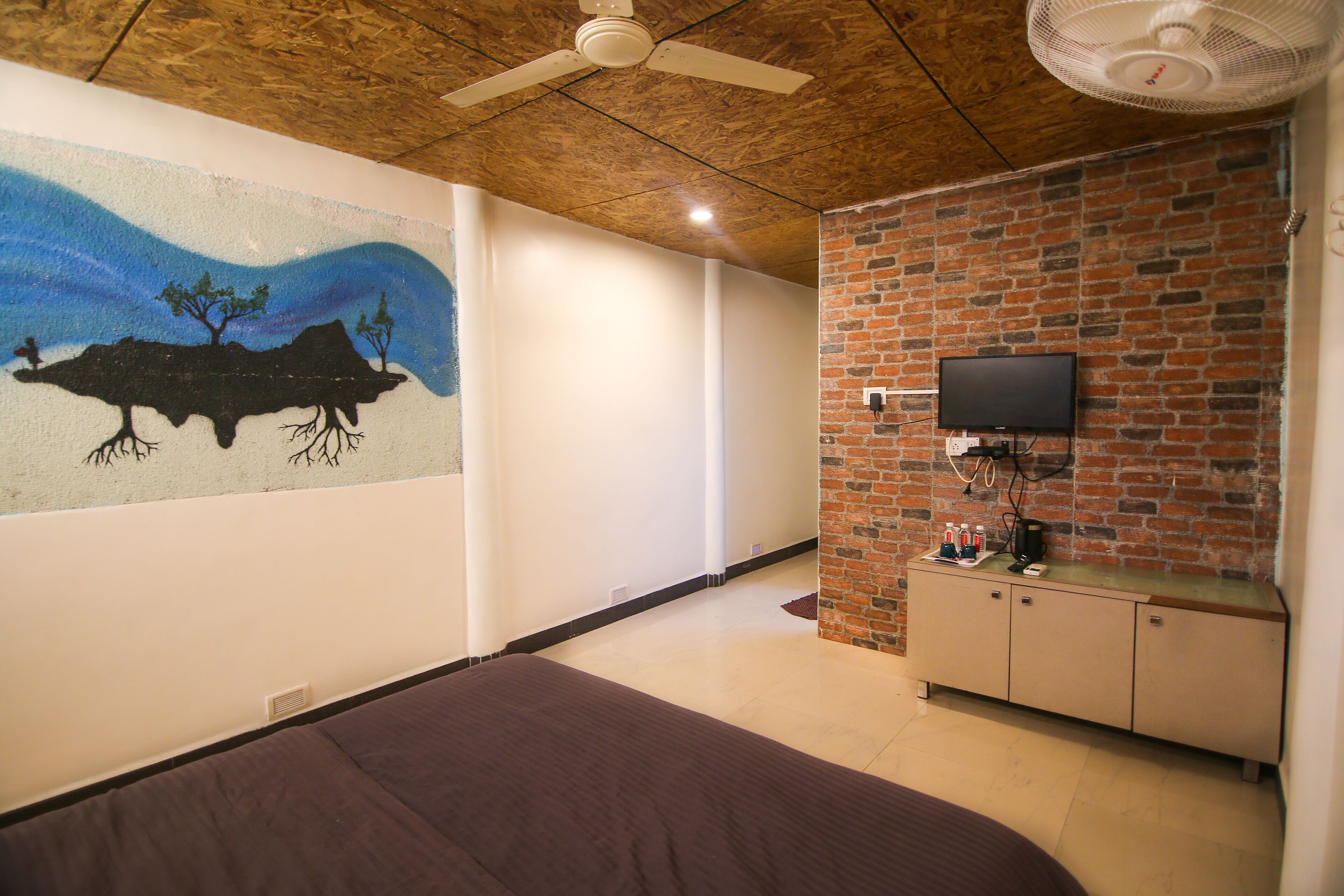 The Bob house 3*