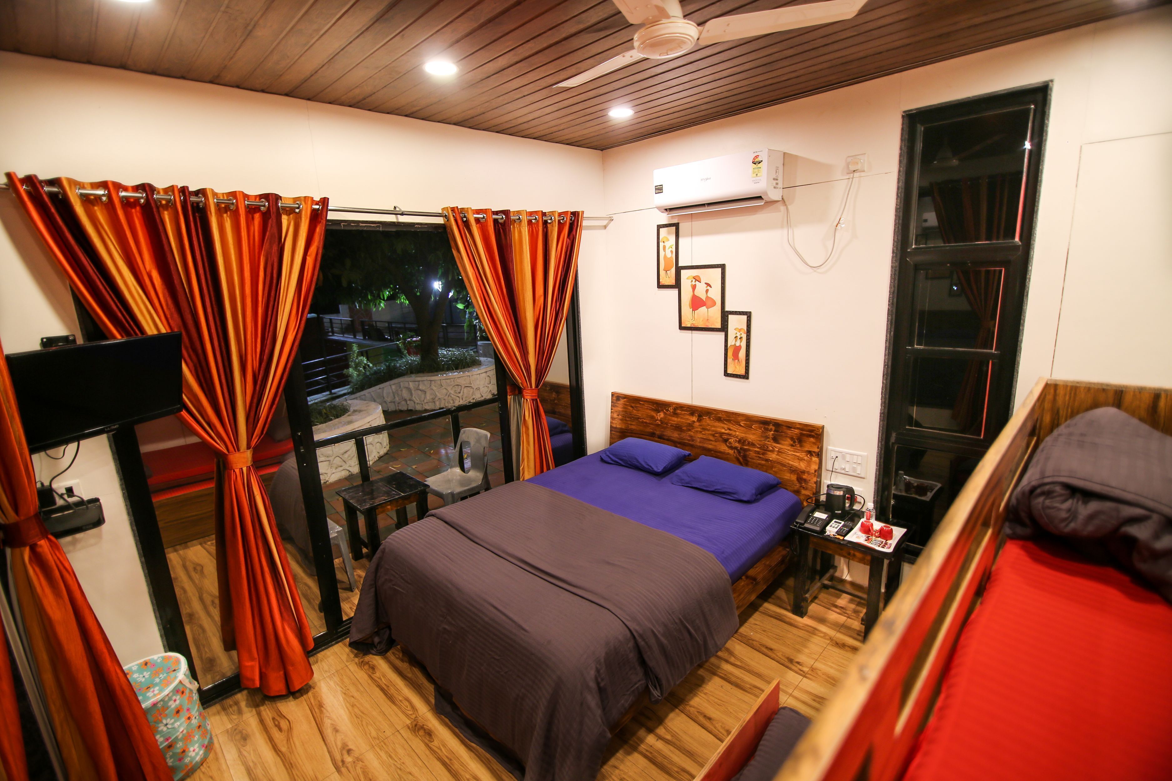 The Bob house 3*