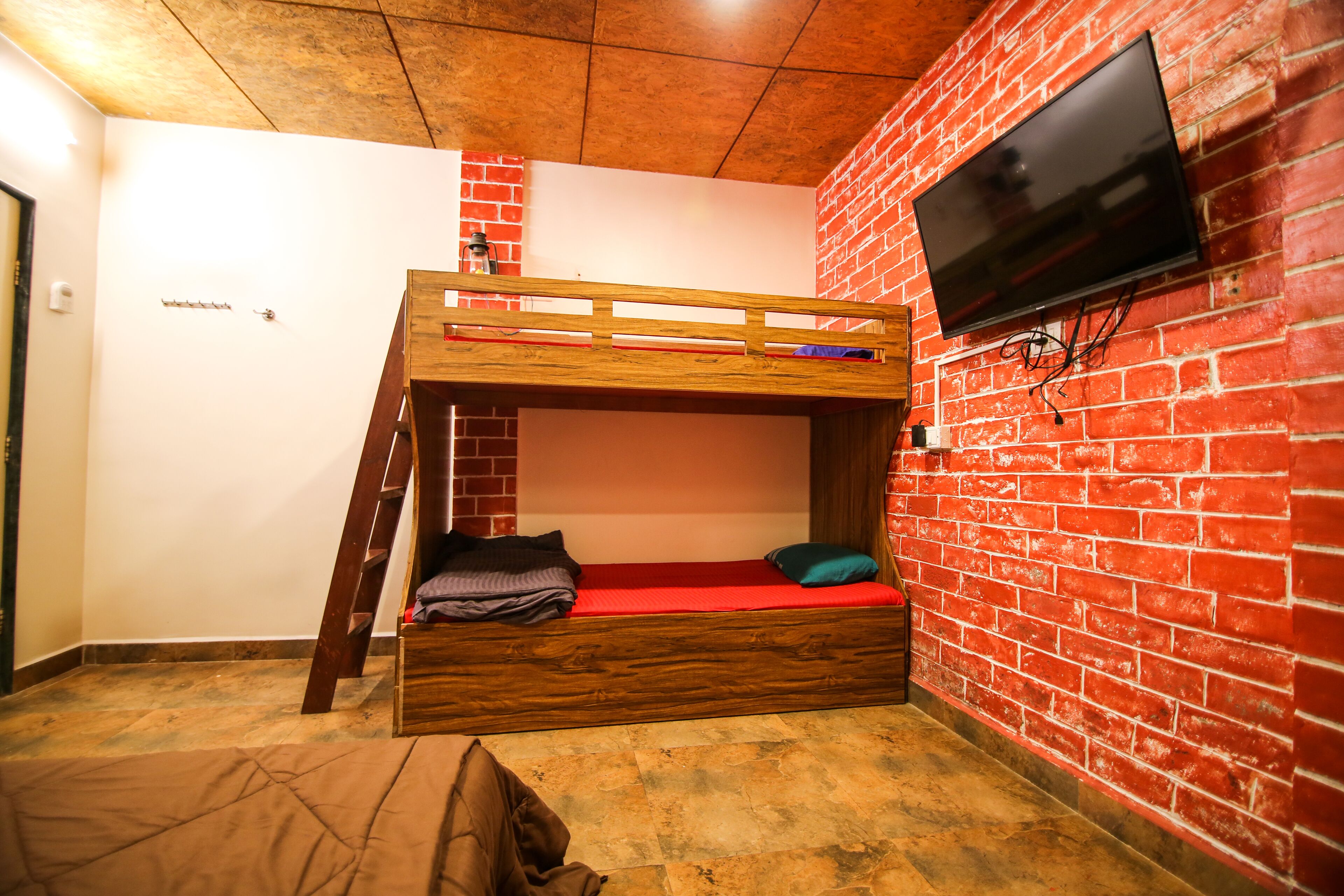 The Bob house 3*