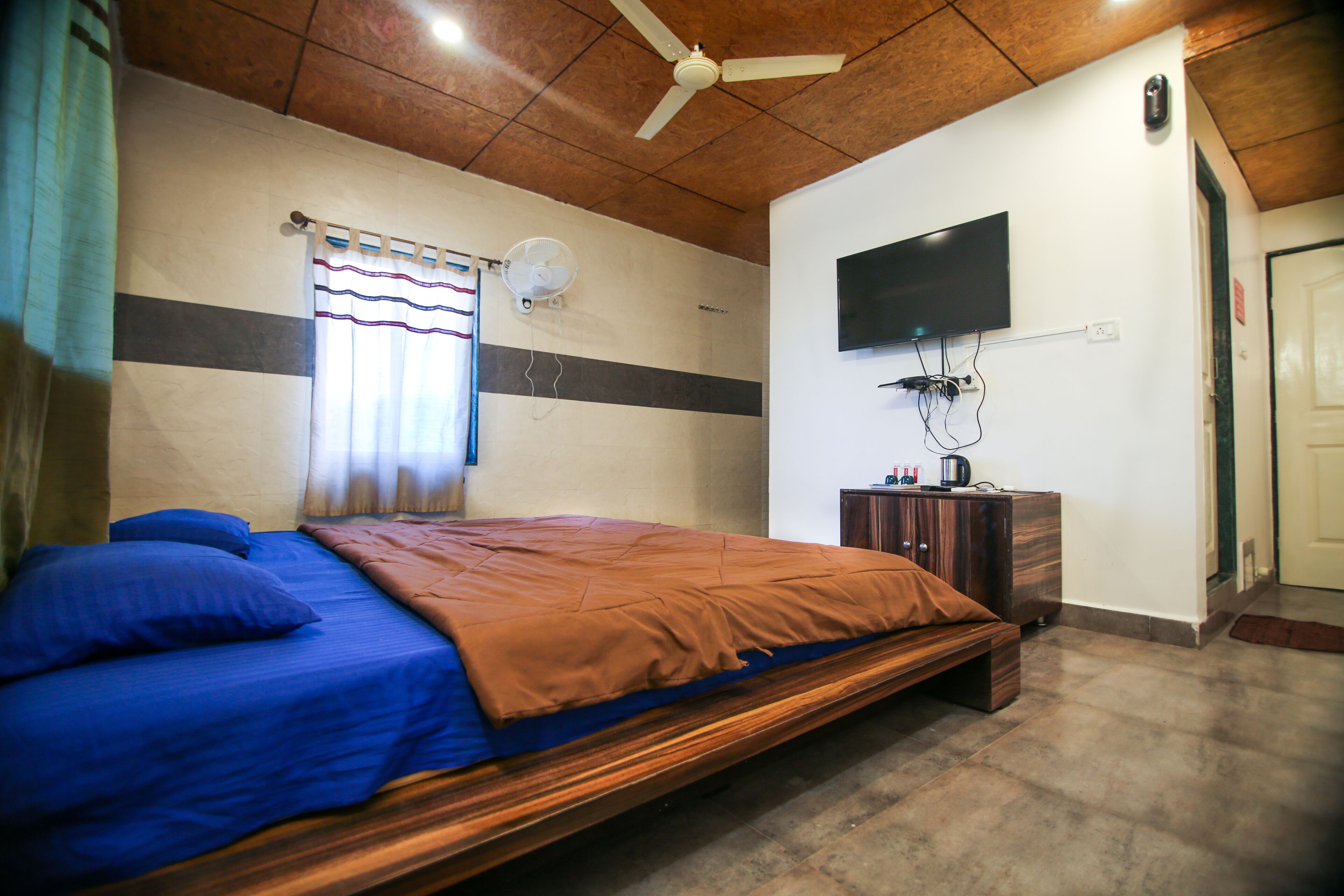 The Bob house 3*