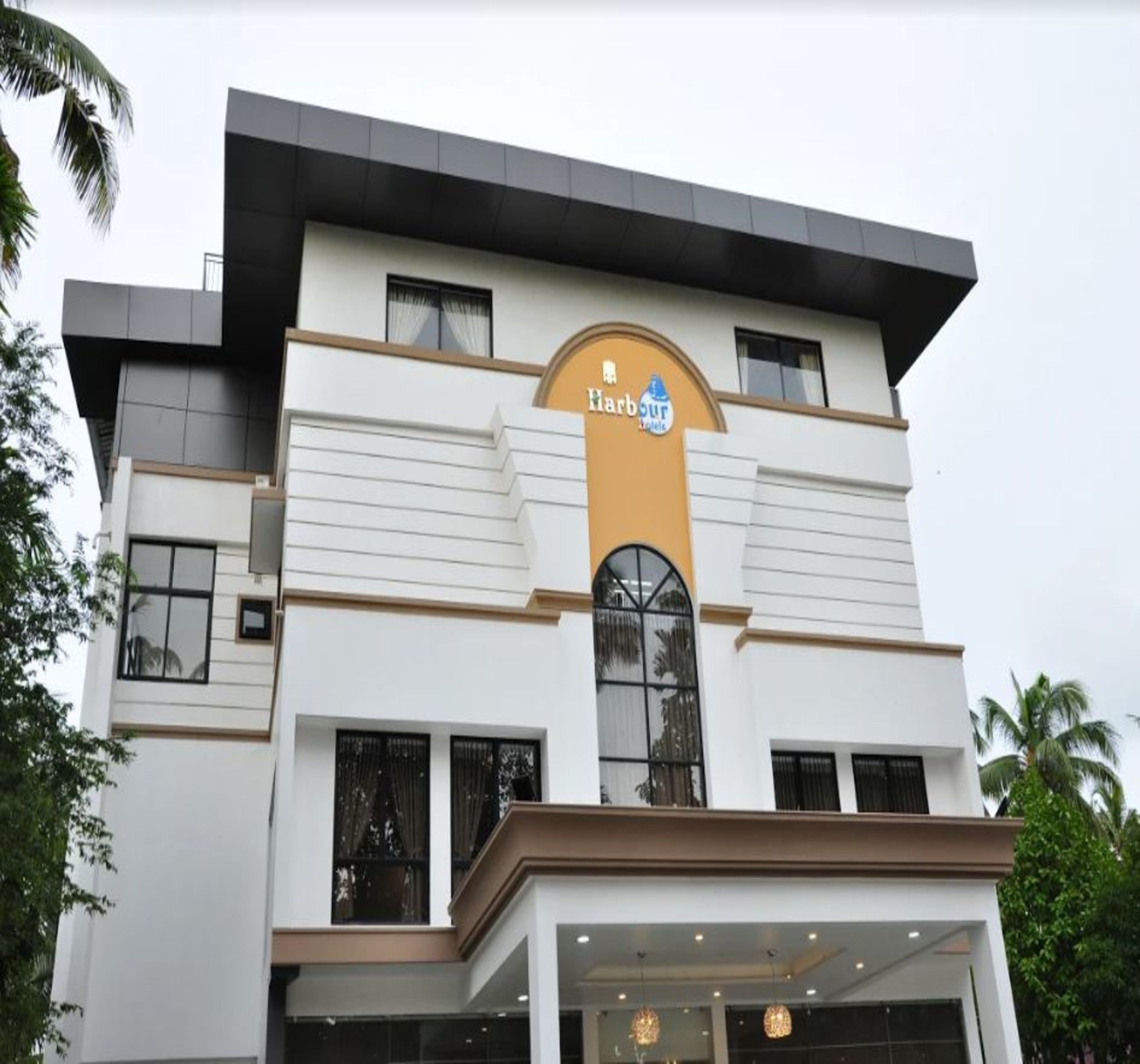 Harbour Hotels 3*