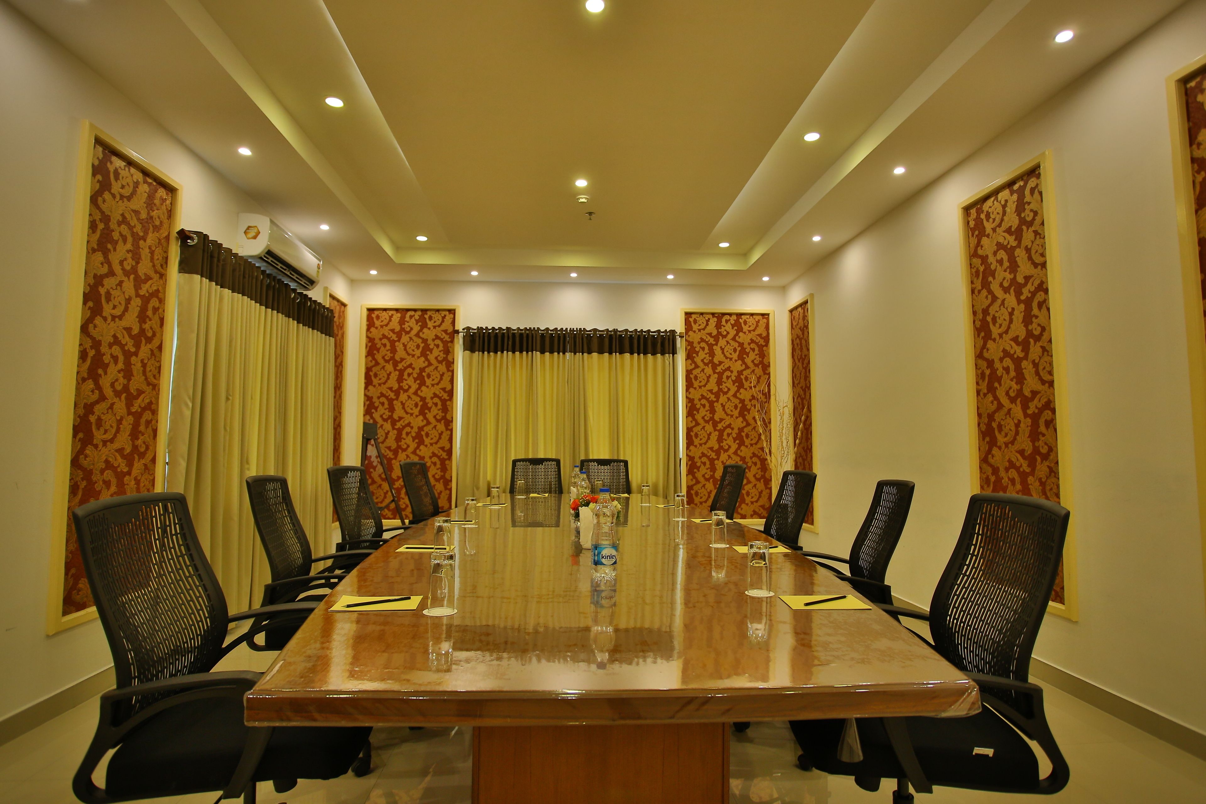 Harbour Hotels 3*
