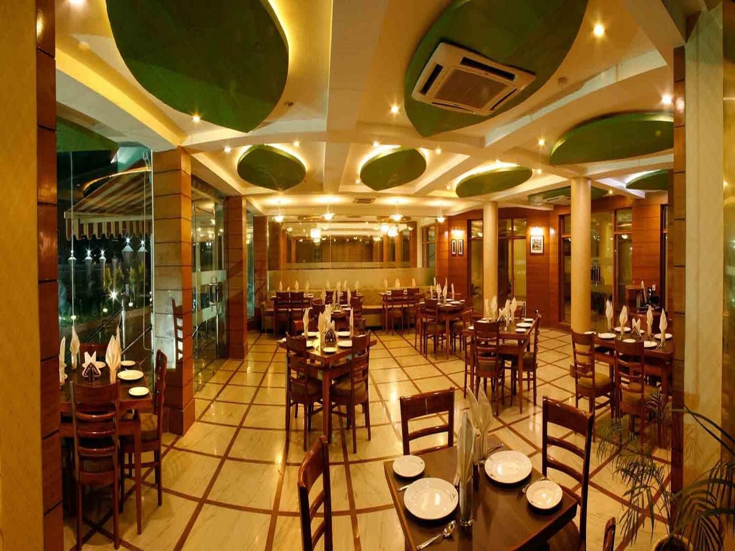 Hotel Padmini Palace 3*