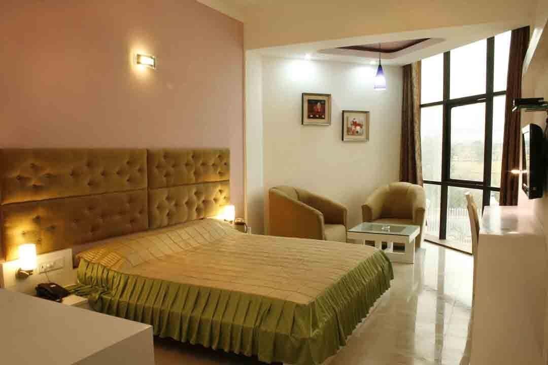 Hotel Padmini Palace 3*