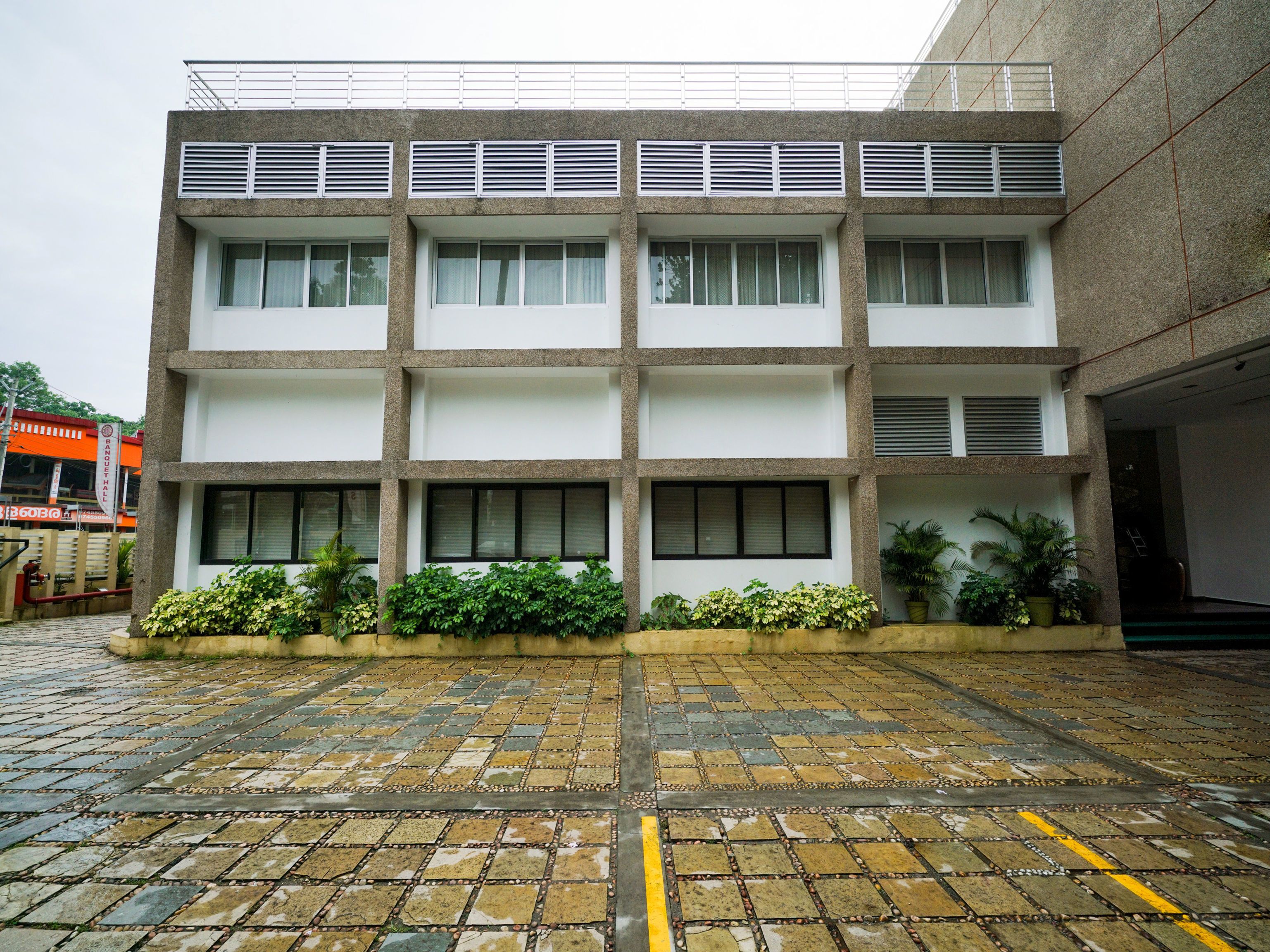 Capital O 15754 Mookkannoor Tourist Home 3*