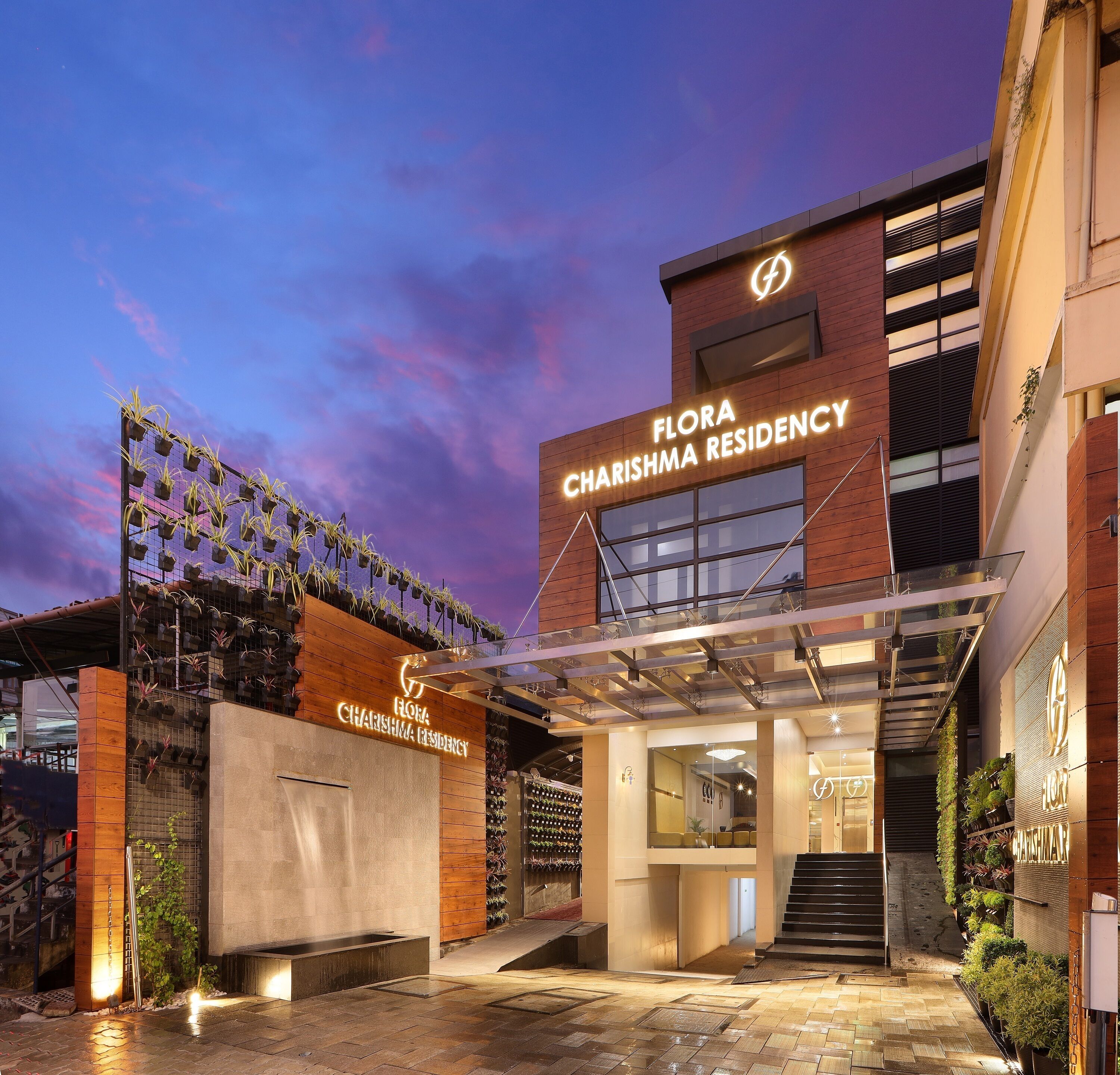Flora Charishma Residency Aluva 3*