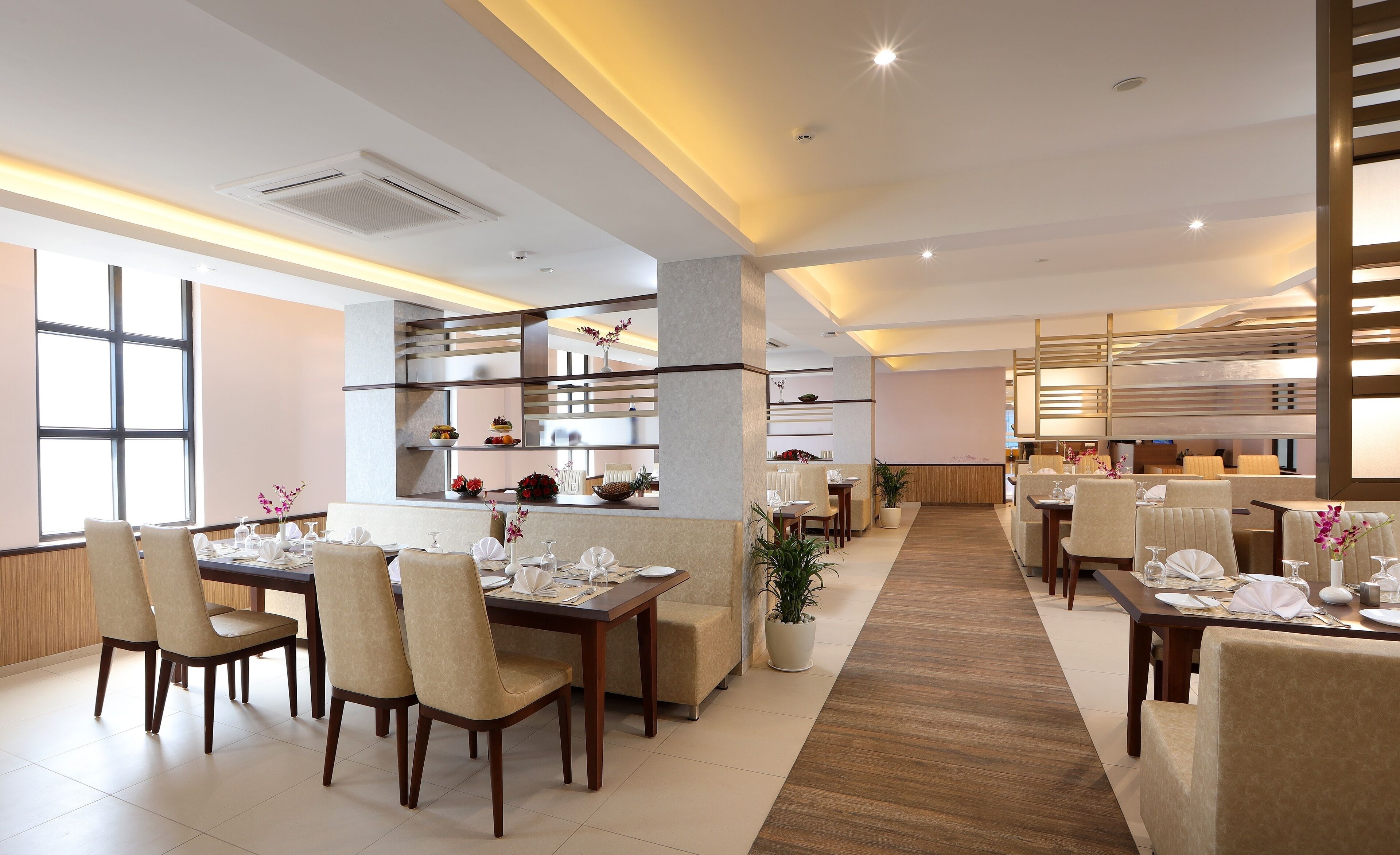 Flora Charishma Residency Aluva 3*