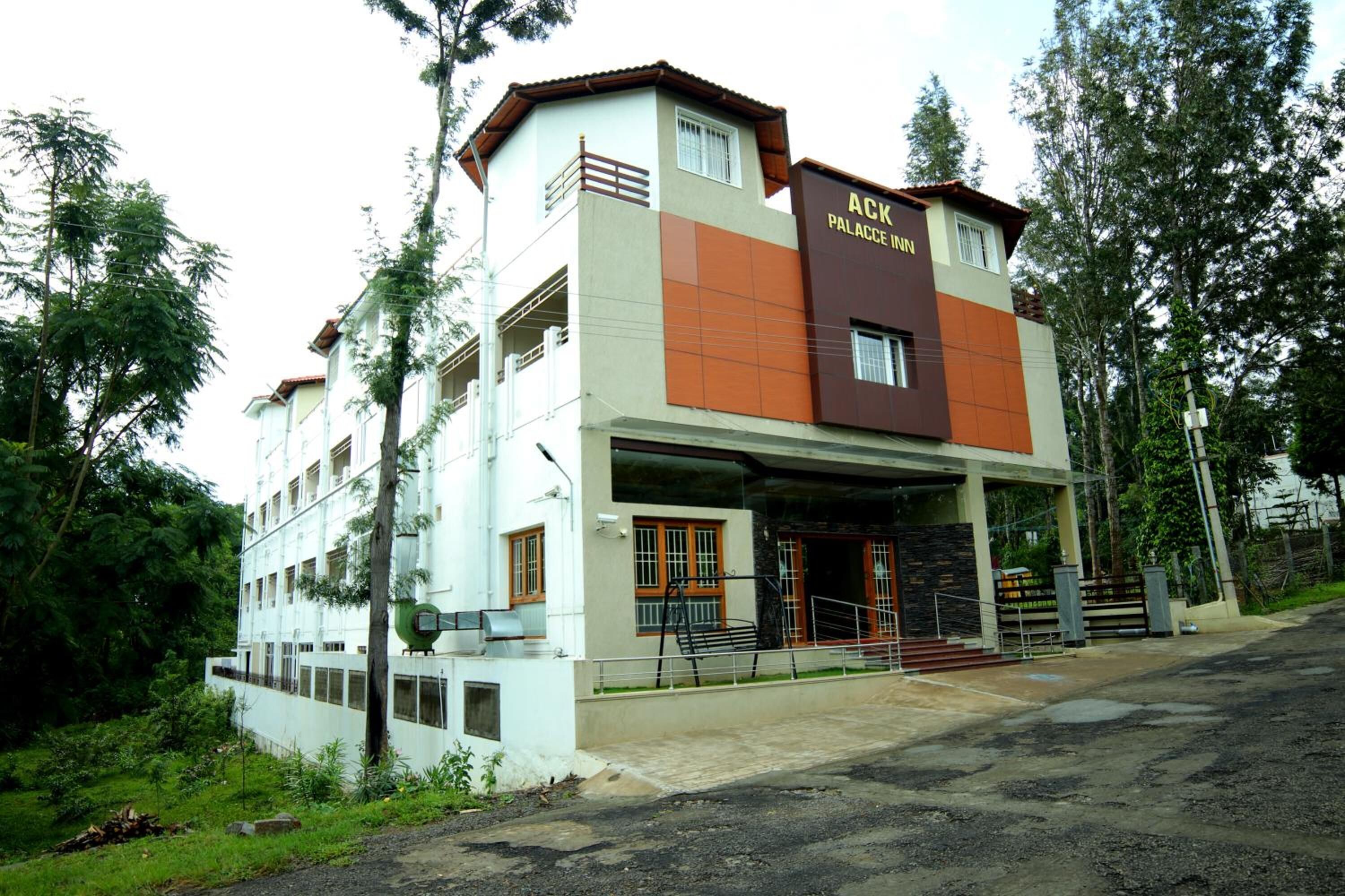 Ack Palacce Inn 3*