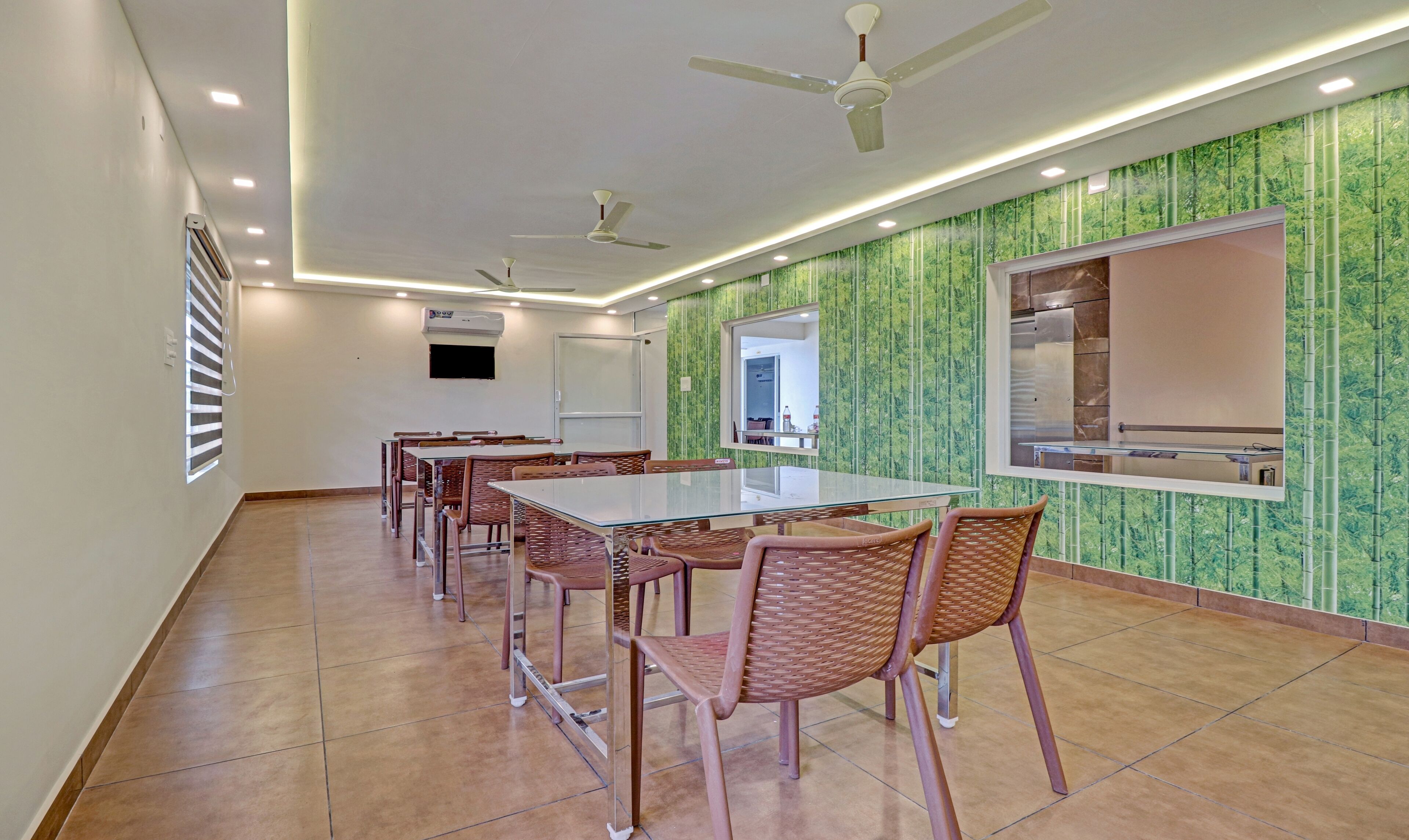 Treebo Golden Terminal, Kochi Airport 3*