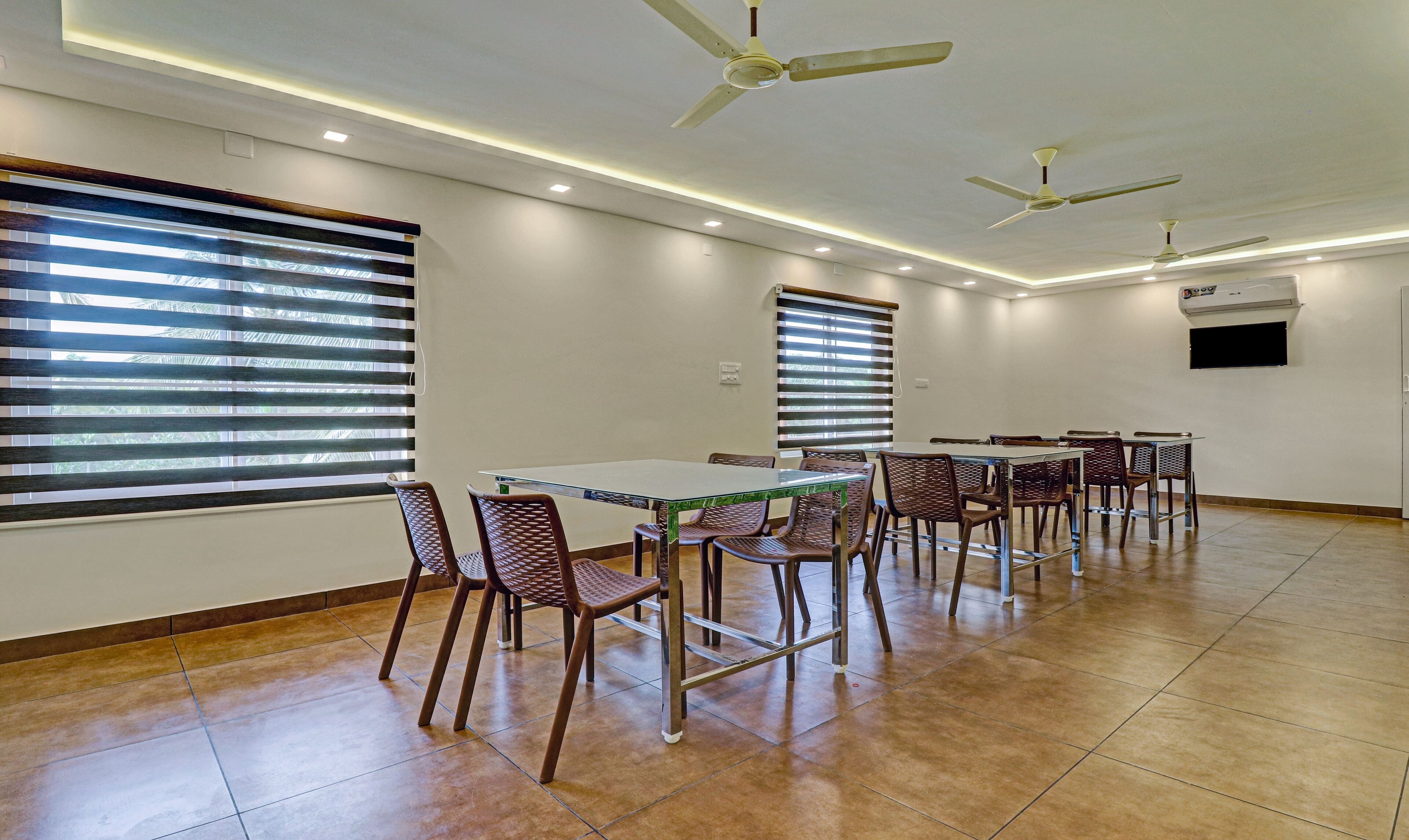 Treebo Golden Terminal, Kochi Airport 3*