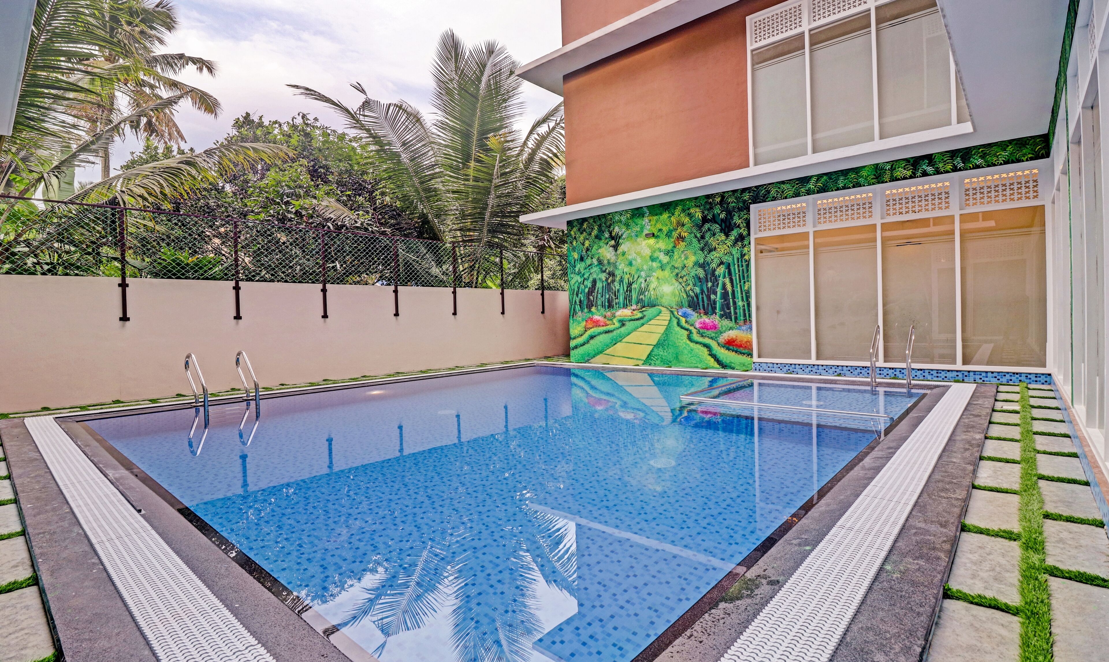 Treebo Golden Terminal, Kochi Airport 3*
