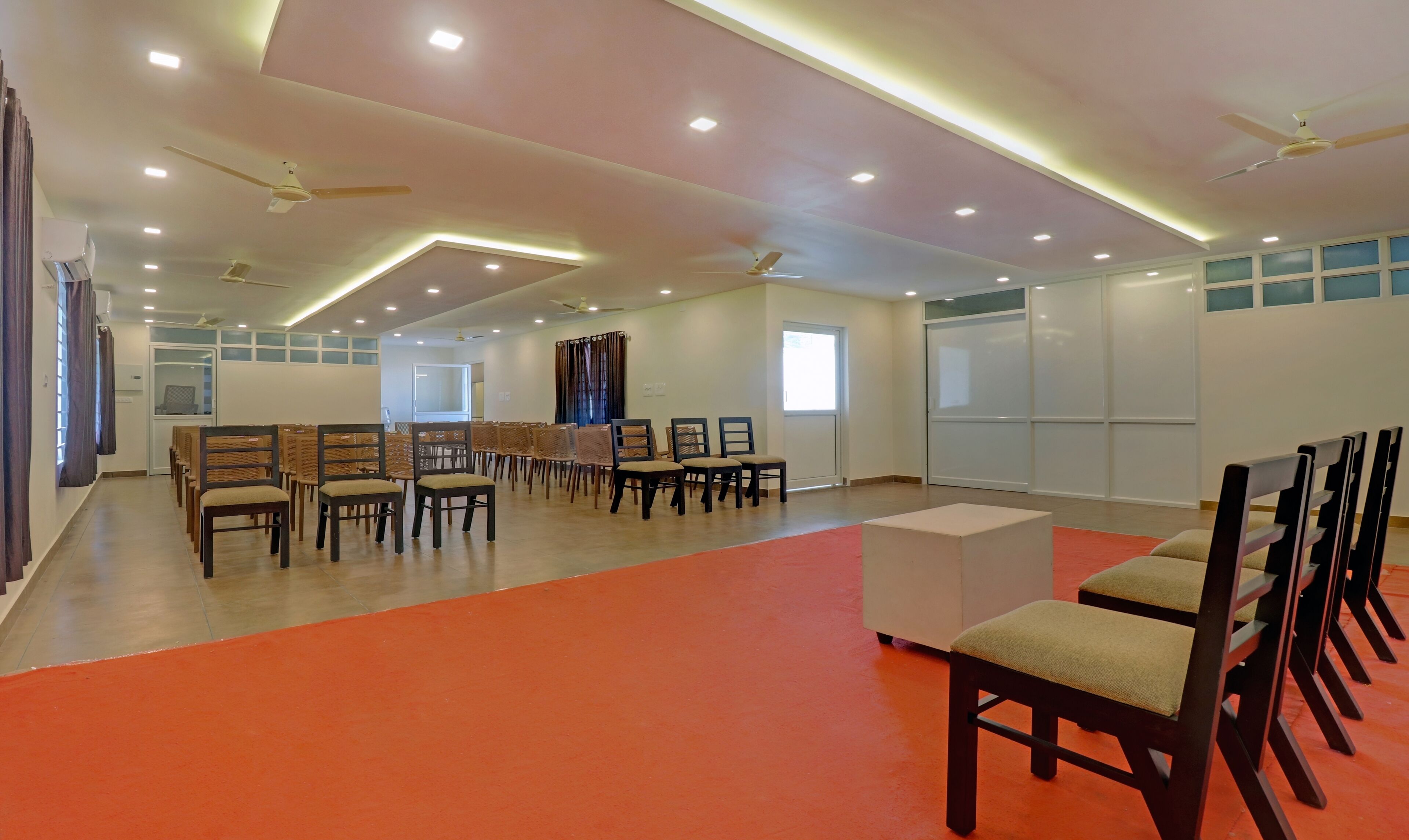 Treebo Golden Terminal, Kochi Airport 3*