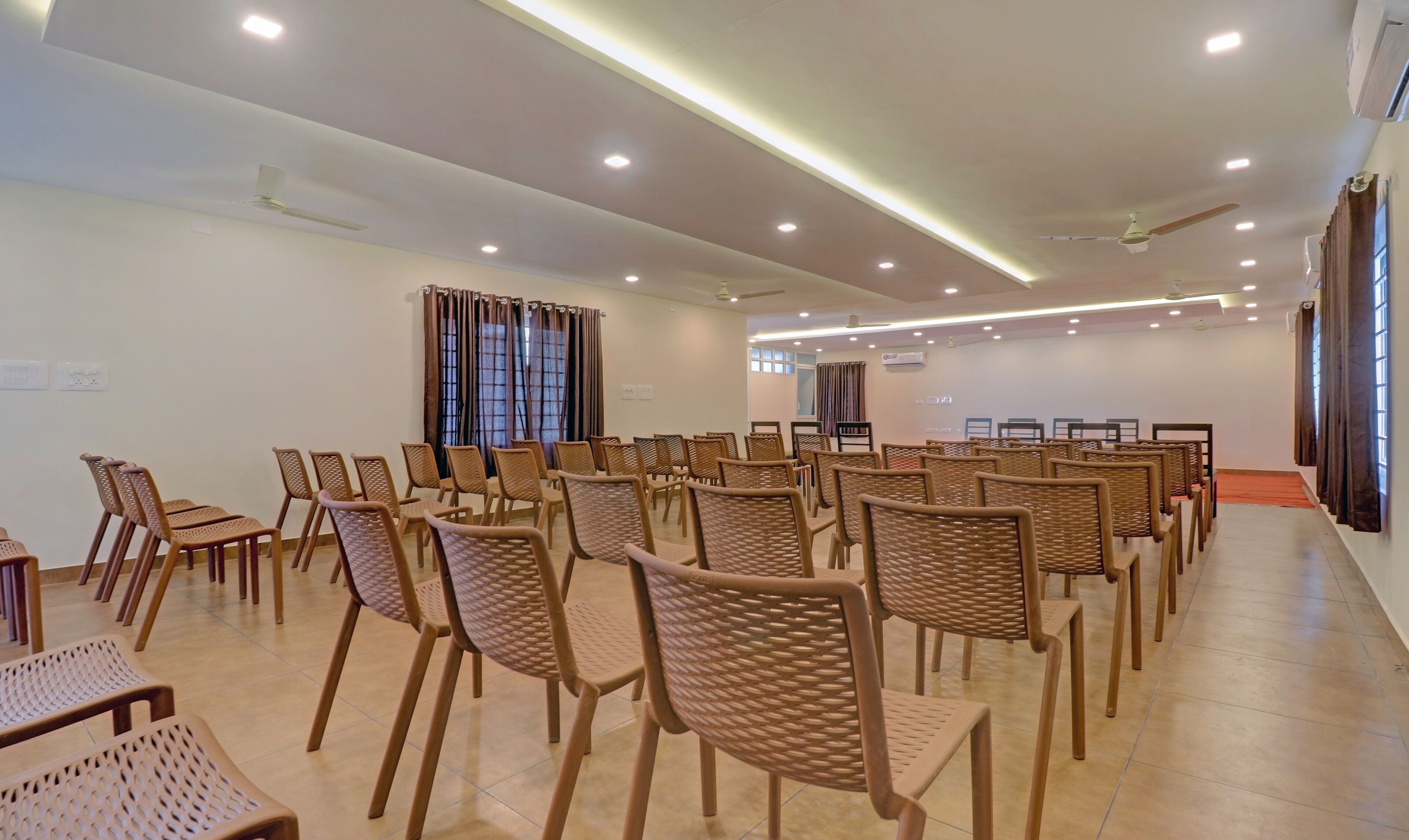 Treebo Golden Terminal, Kochi Airport 3*