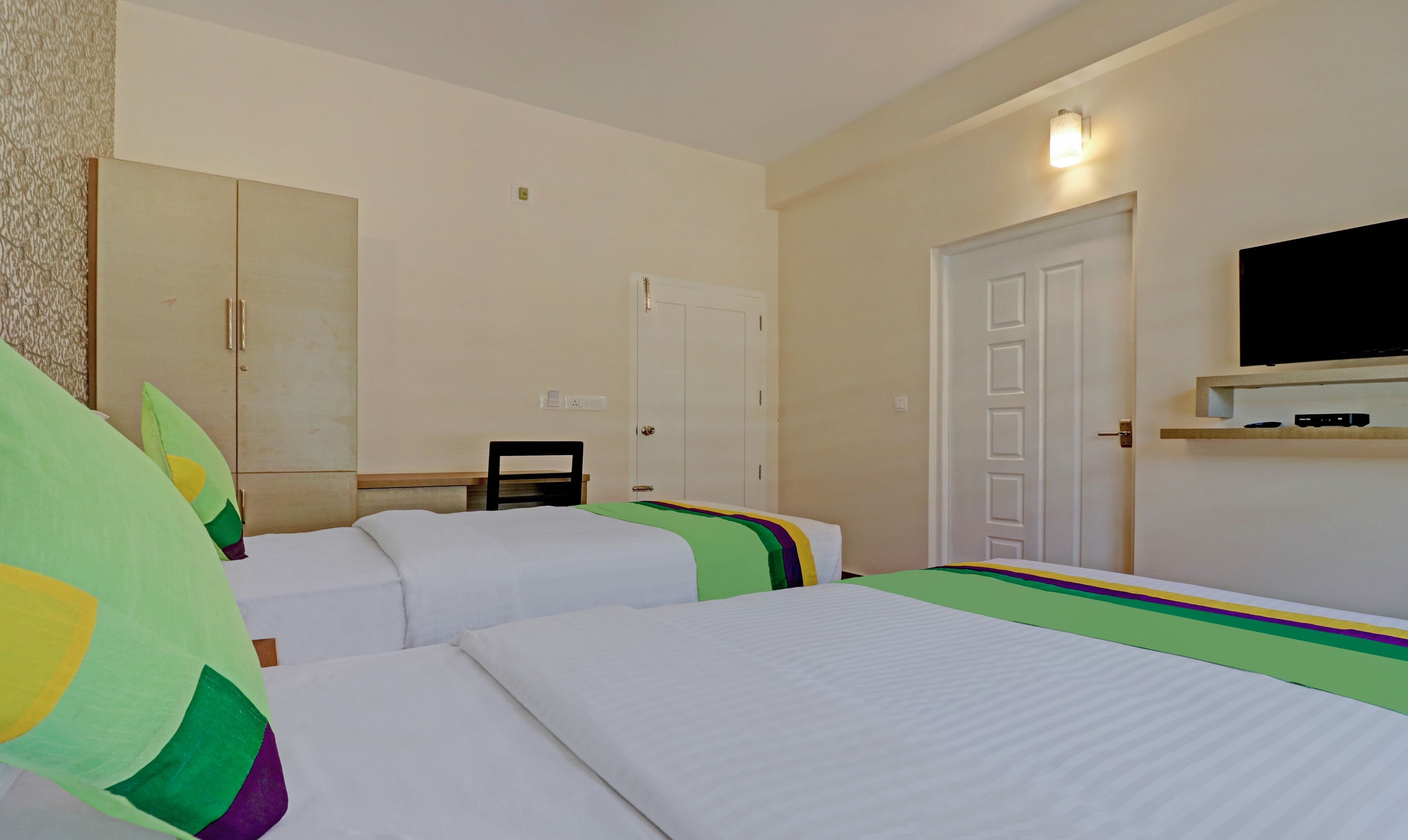 Treebo Golden Terminal, Kochi Airport 3*