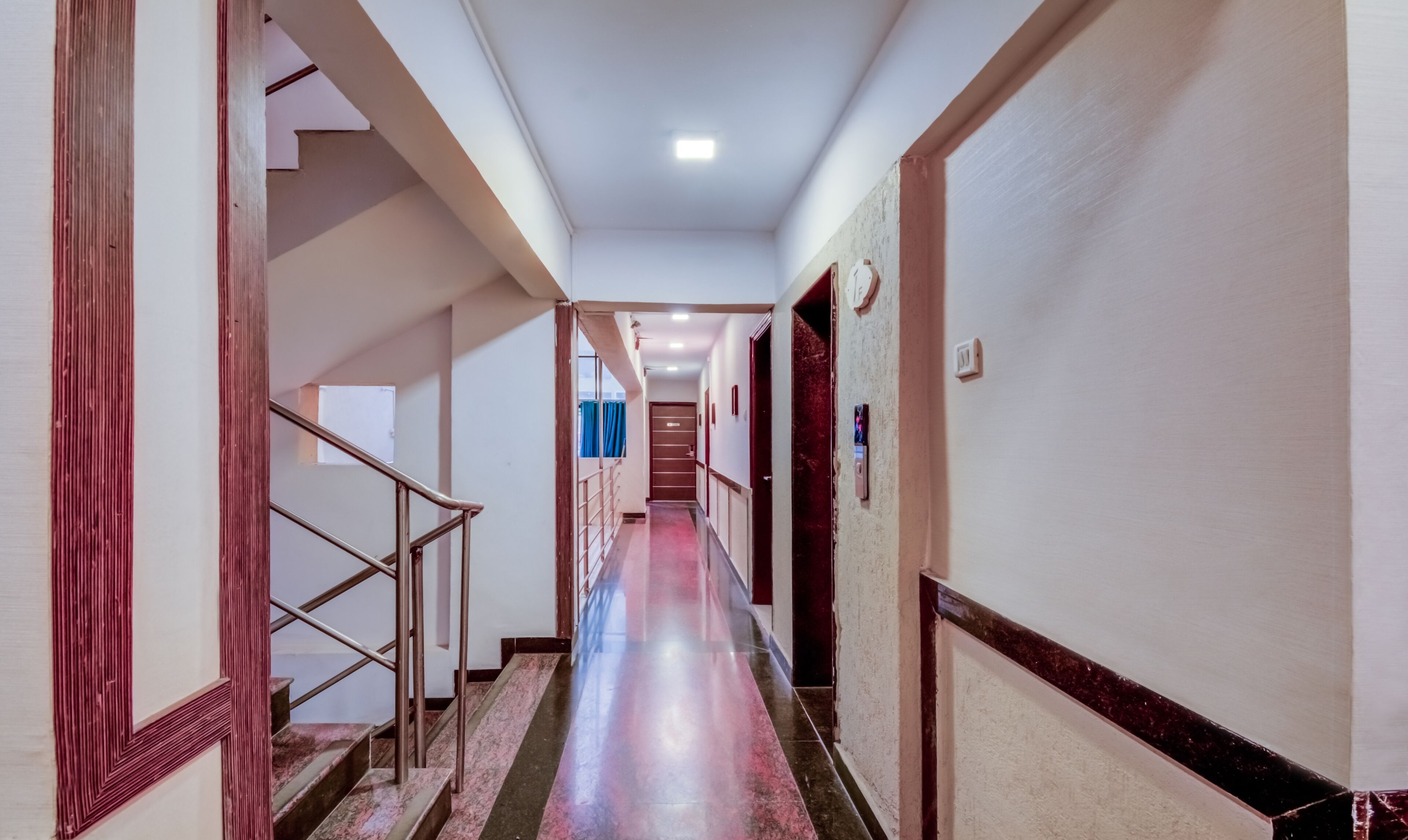 Treebo Iris Suites 3*