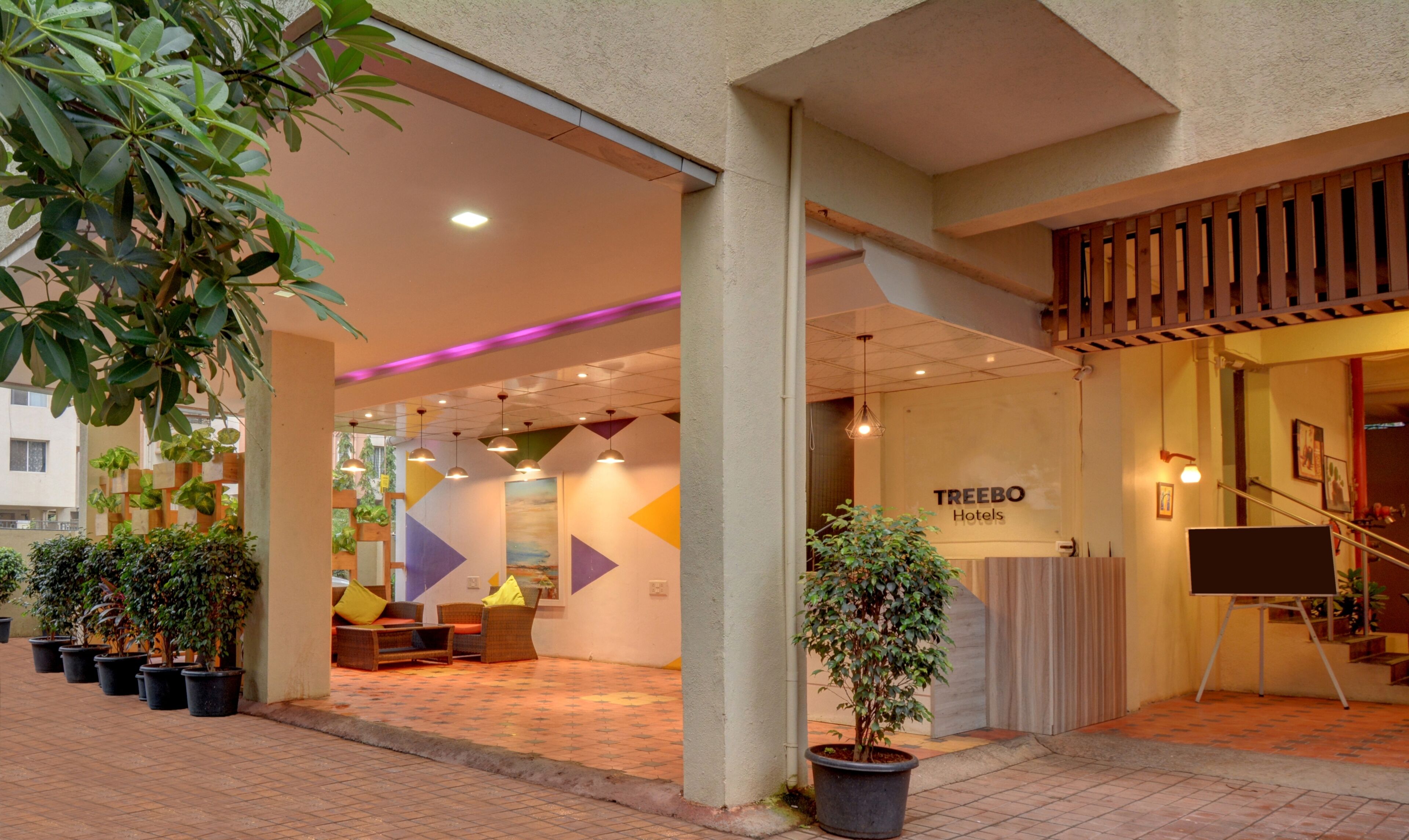 Treebo Iris Suites 3*