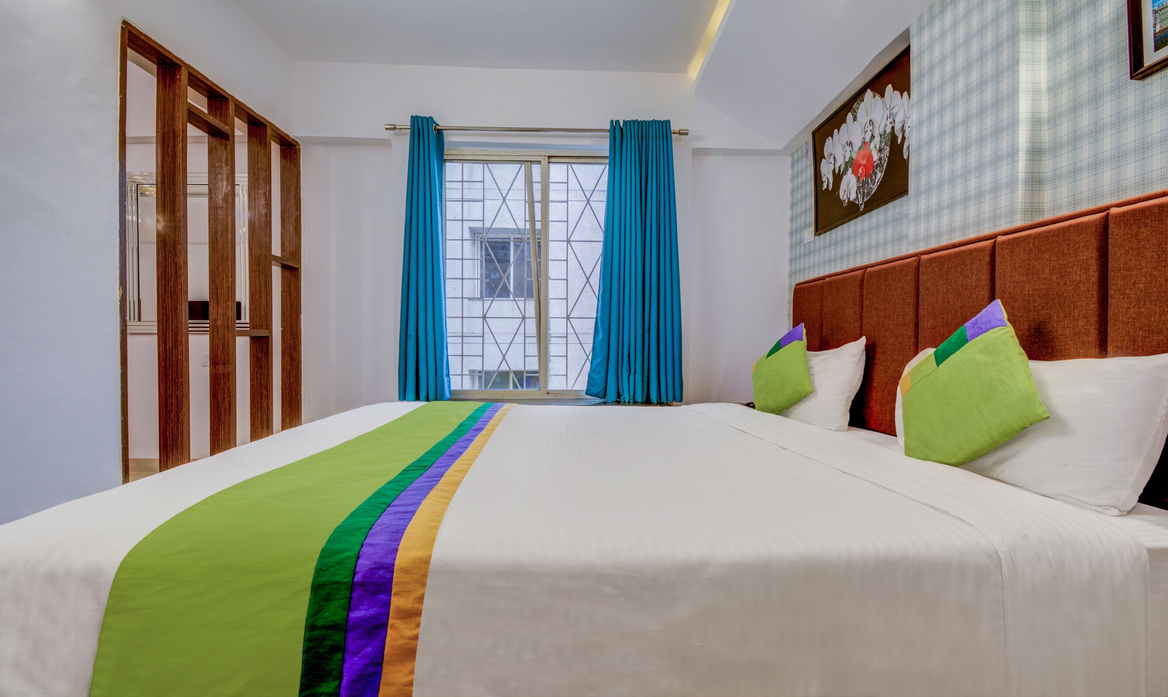 Treebo Iris Suites 3*