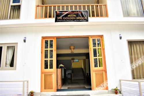 Magellan's The Golden Bridge Hotel 3*