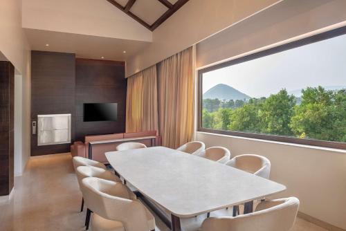 Radisson Blu Resort Visakhapatnam 5*