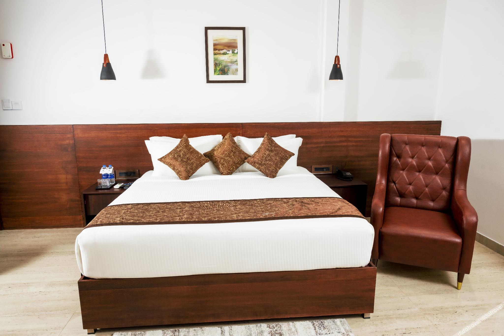 THE RUNWAY HOTEL 3*