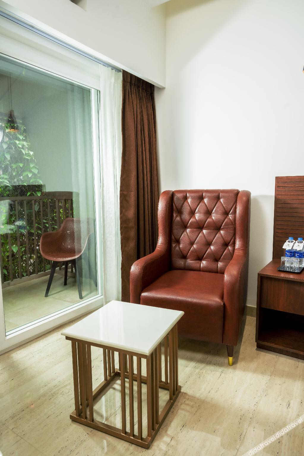 THE RUNWAY HOTEL 3*