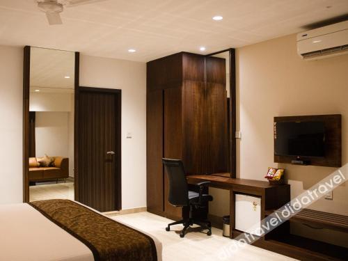 THE RUNWAY HOTEL 3*