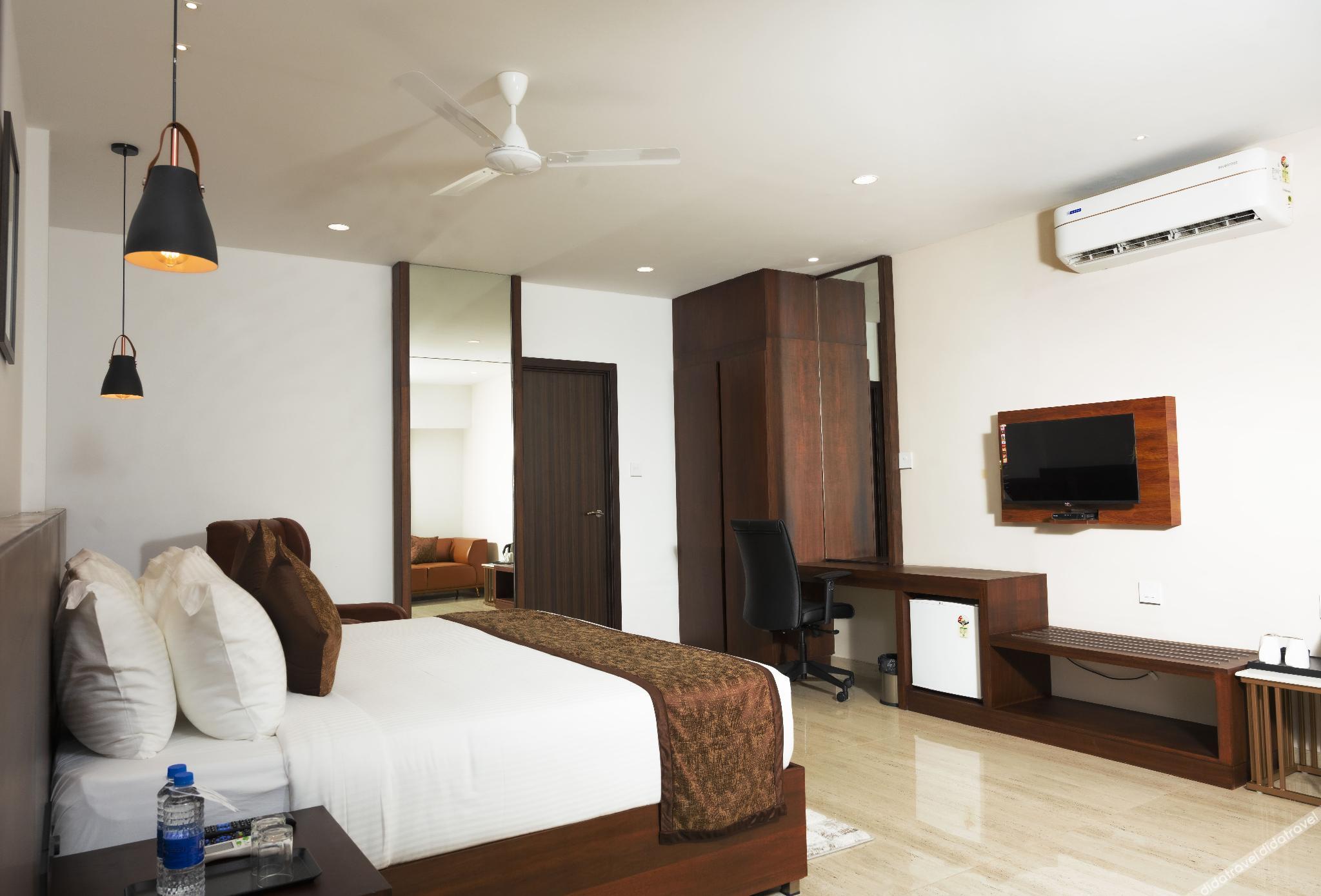 THE RUNWAY HOTEL 3*