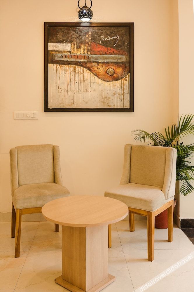 White Rock By The Solitaire Hospitality 3*