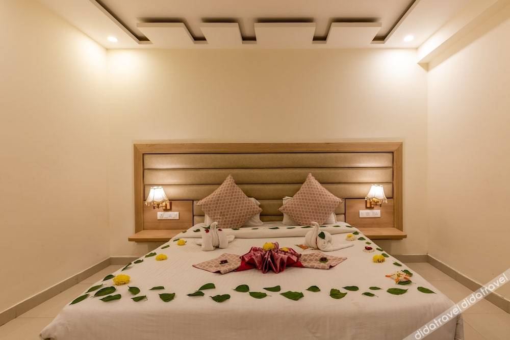 White Rock By The Solitaire Hospitality 3*