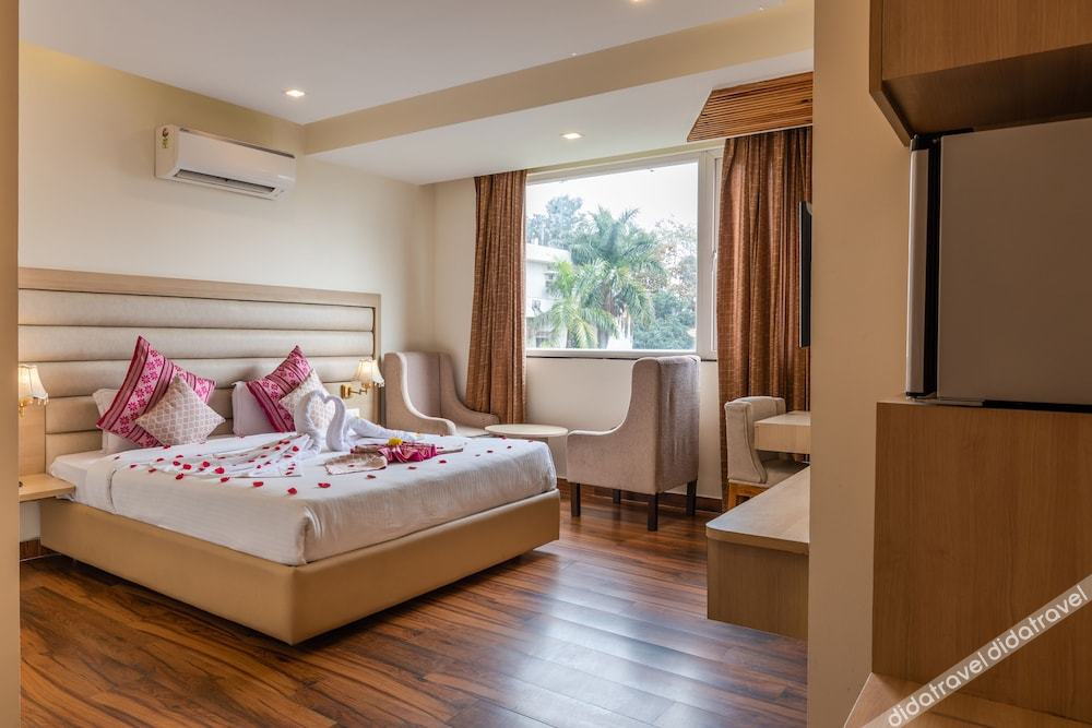 White Rock By The Solitaire Hospitality 3*