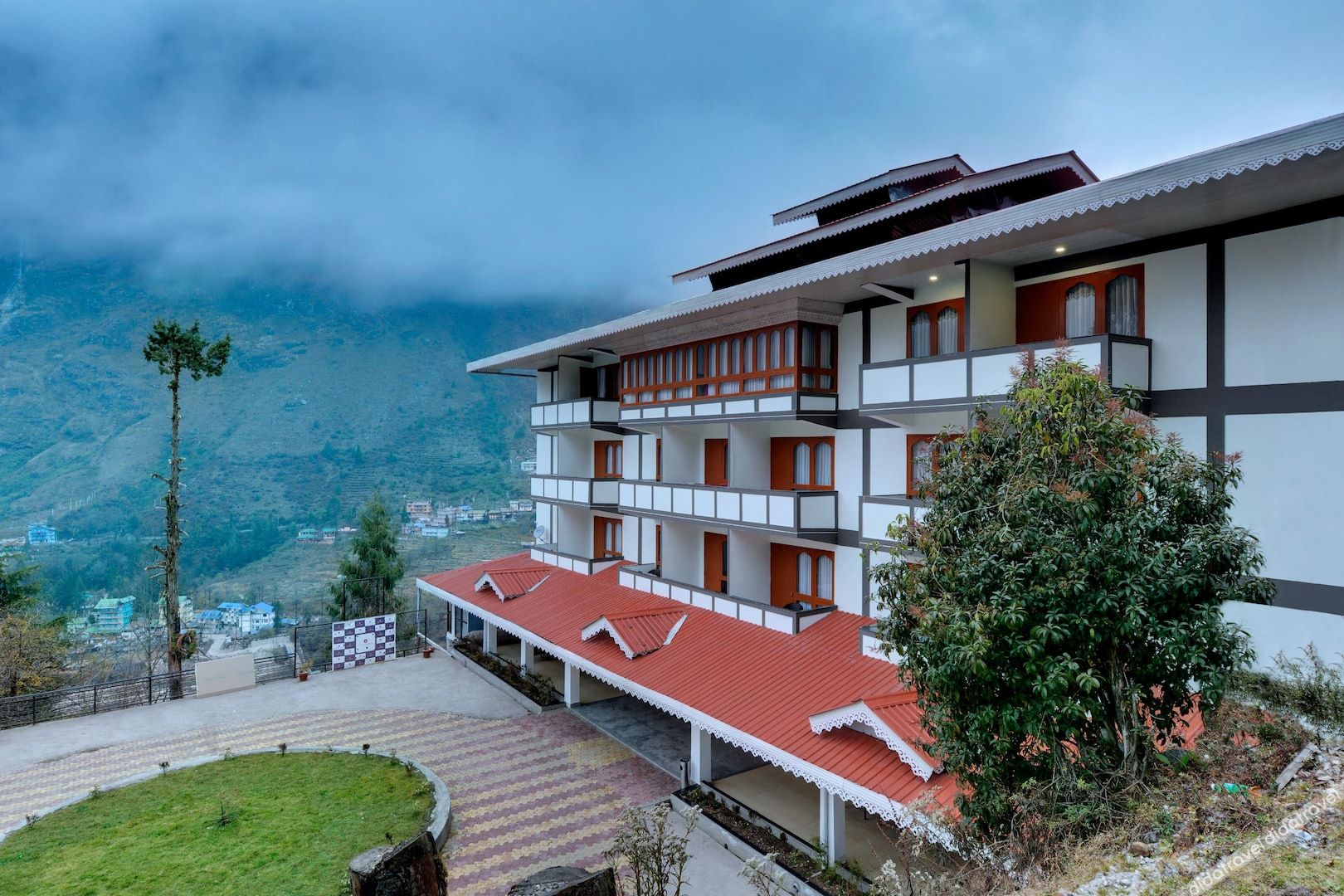 Yashshree Lachung 4*