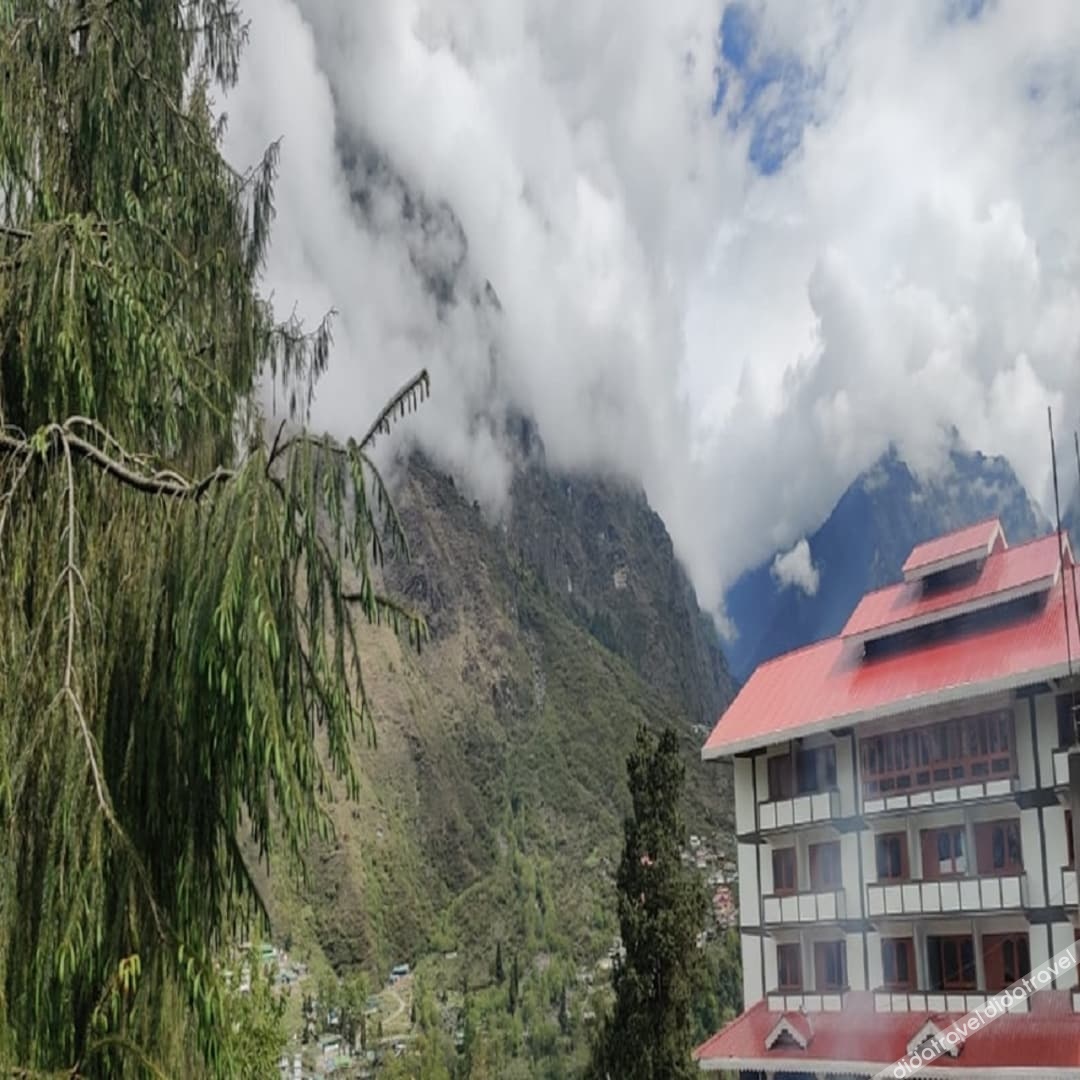 Yashshree Lachung 4*
